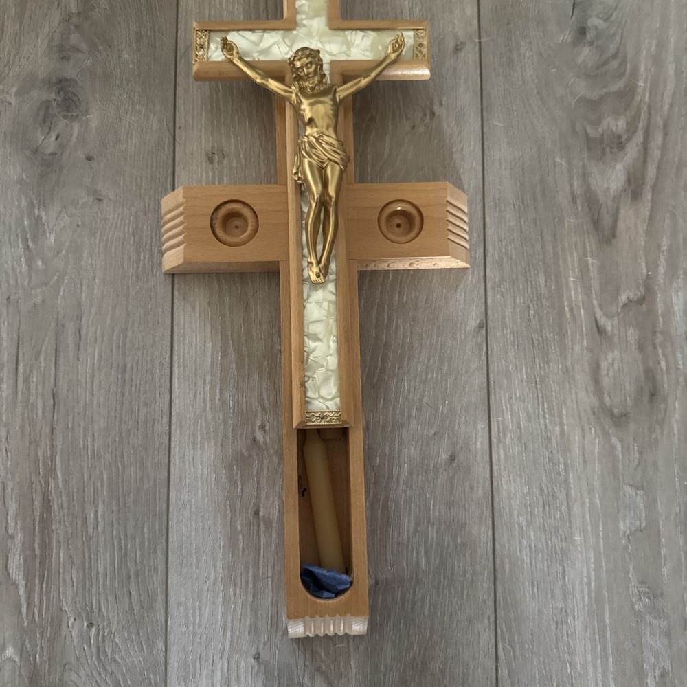Vintage Wooden Crucifix with Jesus, Opens into Candle Holder/Holy Water - Picture 6 of 10